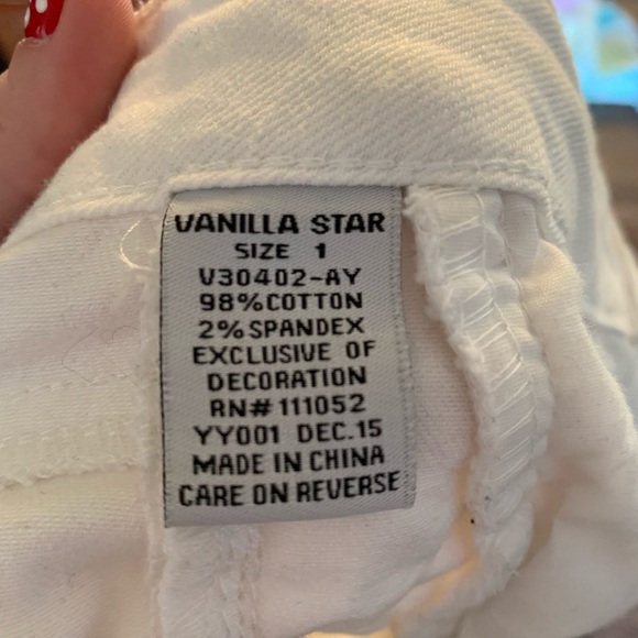 Vanilla Star White & Lace Denim Shorts - Picture 2 of 2